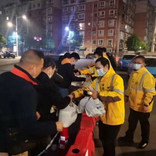 疫情反复富顺现无症状感染者 美团外卖爱心送餐助防控